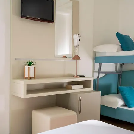 Caravel Otel