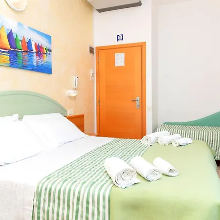 Caravel Hotel