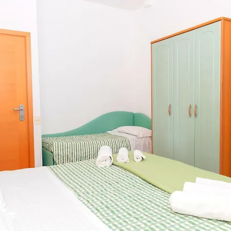Caravel Hotel 3*