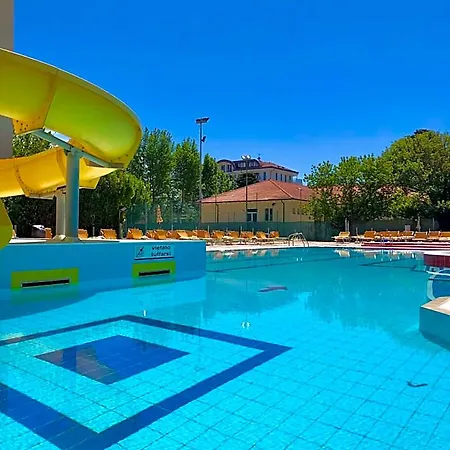 Hotel Caravel