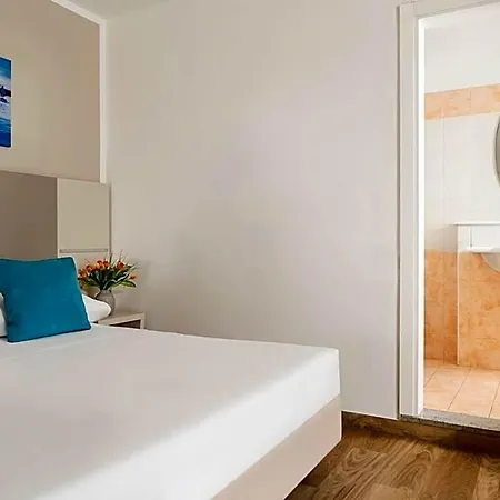 Otel Caravel 3*